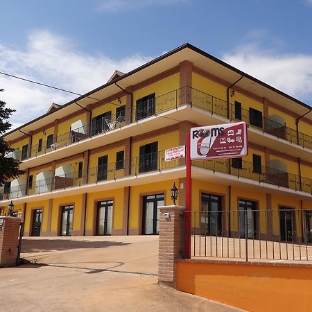 San Paolo di Iesi Affittacamere Rooms Di Matteo מראה חיצוני תמונה