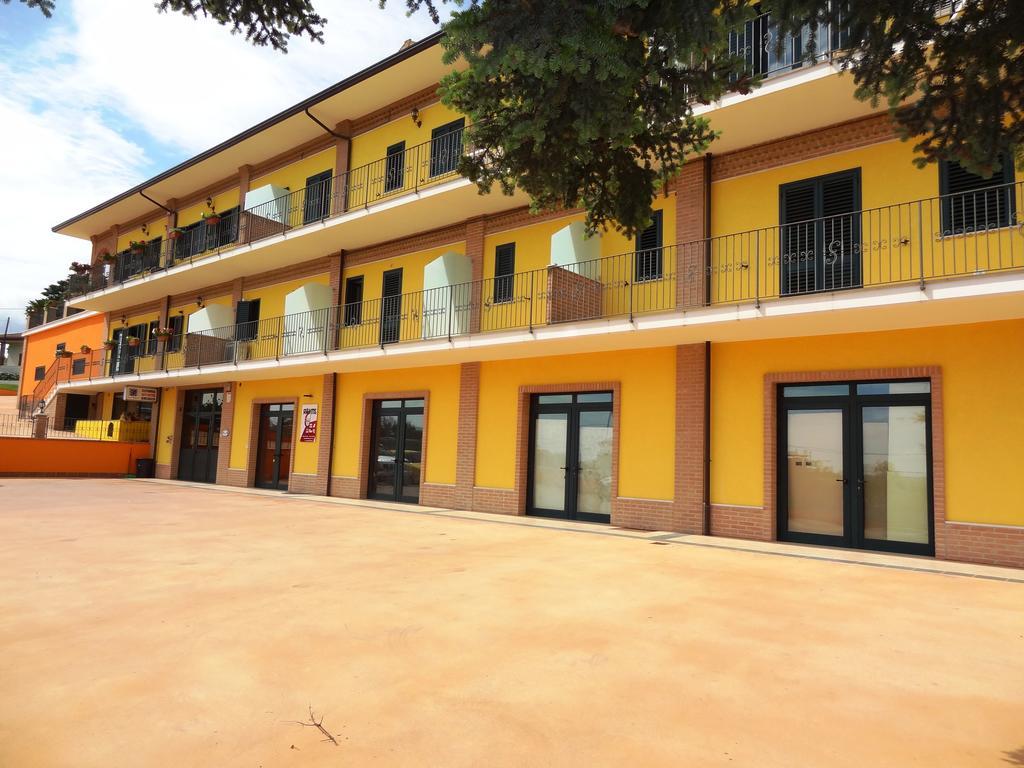 San Paolo di Iesi Affittacamere Rooms Di Matteo מראה חיצוני תמונה