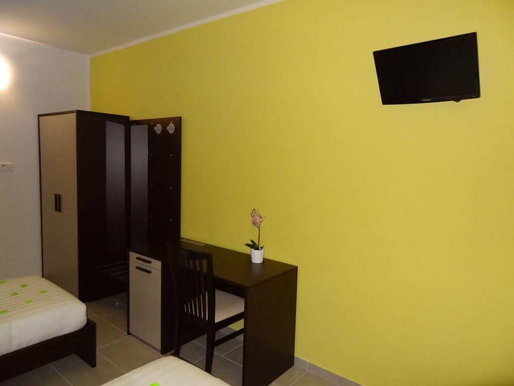 San Paolo di Iesi Affittacamere Rooms Di Matteo מראה חיצוני תמונה