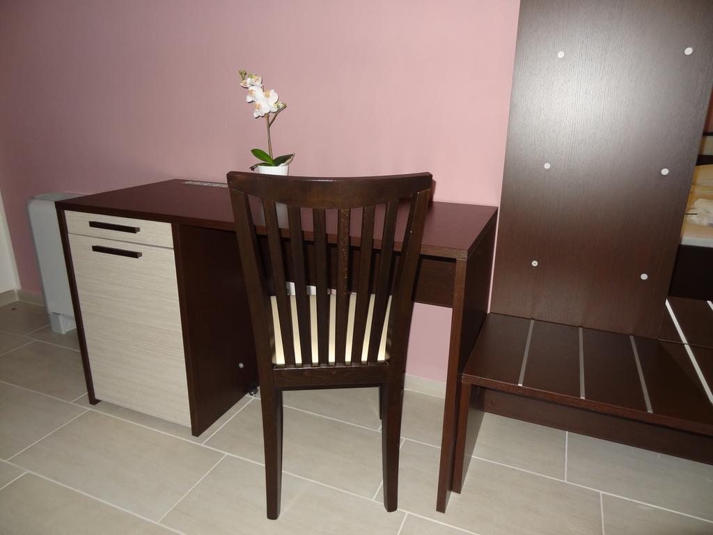 San Paolo di Iesi Affittacamere Rooms Di Matteo מראה חיצוני תמונה