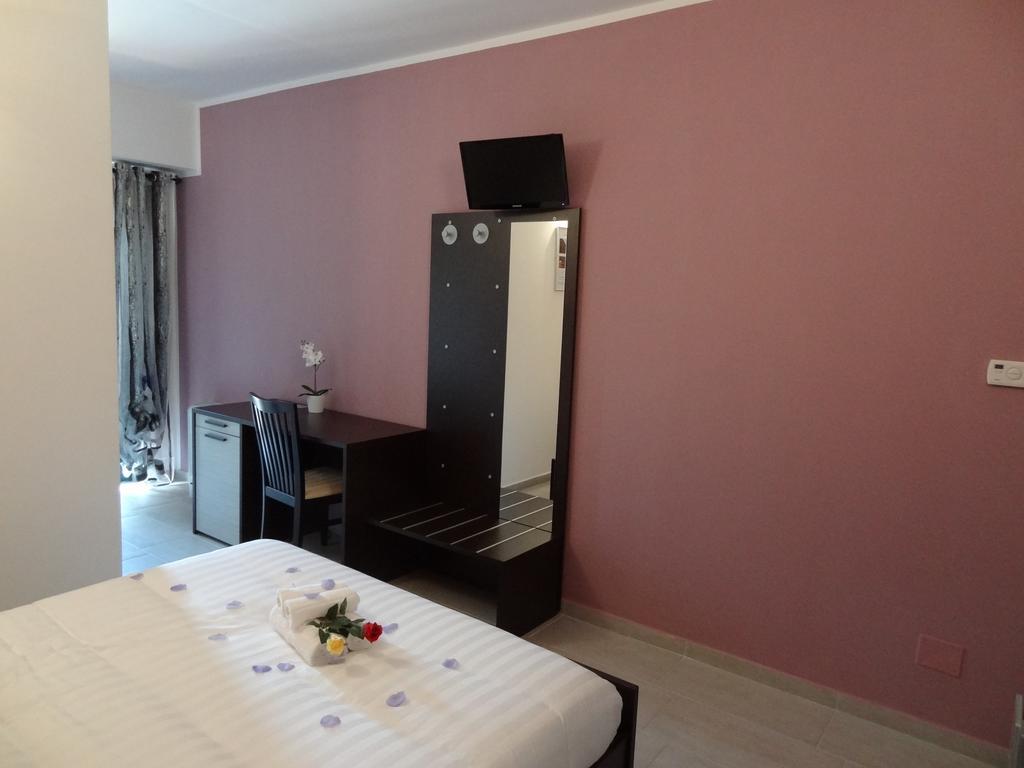 San Paolo di Iesi Affittacamere Rooms Di Matteo מראה חיצוני תמונה